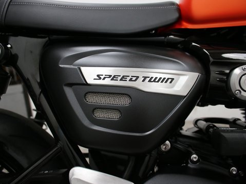 Triumph Speed Twin SPEED TWIN 31