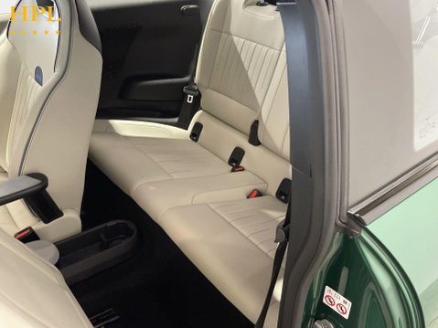 Mini Electric Cooper E 40.7kWh Exclusive Hatchback 3dr Electric Auto (184 ps) 1 Owner - Sensors 20