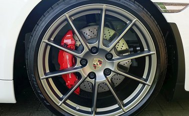 Porsche Boxster Spyder 18