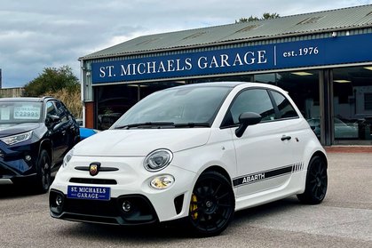Abarth 695 1.4 695 Competizione (180) Semi-Auto 3dr