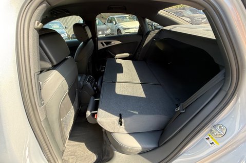 Audi A6 AVANT TDI ULTRA S LINE - DEMO +1 OWNER - £20 ROAD TAX -CAMBELT CHANGED 54