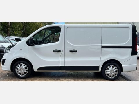 Vauxhall Vivaro 1.6 CDTi 2900 Sportive Panel Van 5dr Diesel Manual L1 H1 Euro 6 (120 ps) 16