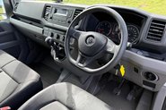Volkswagen Crafter CR35 TDI L H/R P/V STARTLINE 13