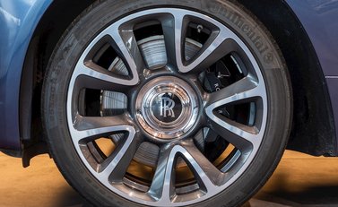 Rolls-Royce Wraith Series II 6