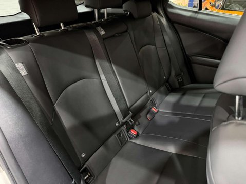 Lexus Ux 2.0 250h SUV 5dr Petrol Hybrid E-CVT Euro 6 (s/s) (184 ps) 38