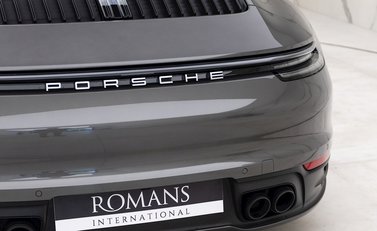 Porsche 911 Carrera S (992) 23