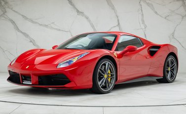 Ferrari 488 SPIDER 2