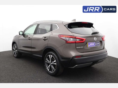 Nissan Qashqai 1.2 Qashqai N-Connecta DiG-T 5dr 11