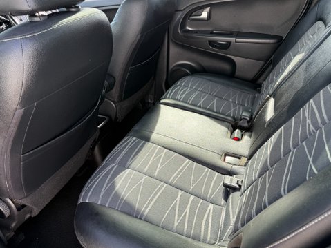 Kia Venga 4 AUTOMATIC 37