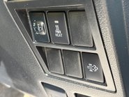 Toyota Hilux Active 4WD D-4D DCB Utility Service Body - Uprated to 3.5t 33