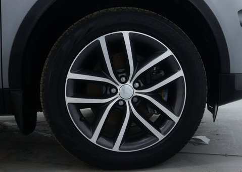 Land Rover Discovery Sport 1.5 Discovery Sport Dynamic SE PHEV A 4WD 5dr 15