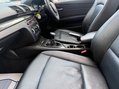 BMW 1 Series 2.0 118i Exclusive Edition Euro 5 (s/s) 2dr 38