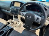 Nissan Pathfinder 2.5 dCi Tekna 4WD Euro 5 5dr 2