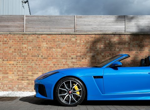 Jaguar F-Type SVR Convertible 26