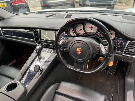 Porsche Panamera 3.0D V6 Hatchback 5dr Diesel TiptronicS Euro 5 (s/s) (300 ps) 22