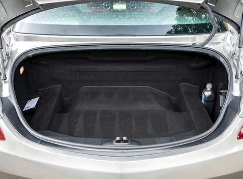 Mercedes-Benz SLS AMG 32