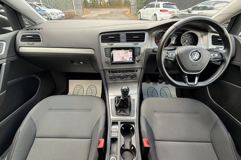 Volkswagen Golf SE TDI BMT -£20 ROAD TAX -1 OWNER -11 SERVICES -SATNAV -ADAPTIVE CRUISE 13