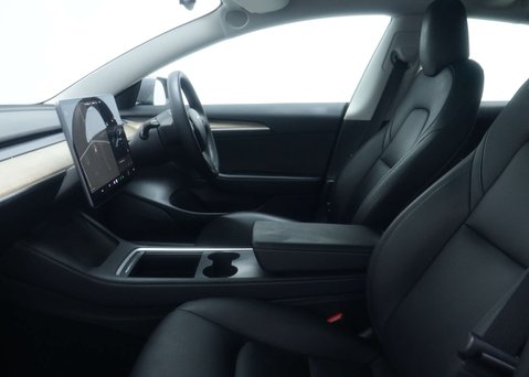 Tesla Model 3 Model 3 Long Range AWD 4WD 4dr 41