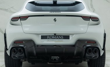 Ferrari Purosangue 8