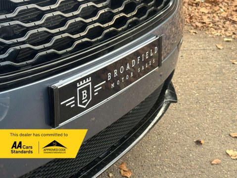 Land Rover Range Rover Velar 2.0 Range Rover Velar R-Dynamic SE D180 Auto 4WD 5dr 11