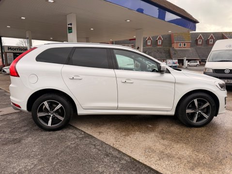 Volvo XC60 D4 R-DESIGN LUX NAV AWD 4
