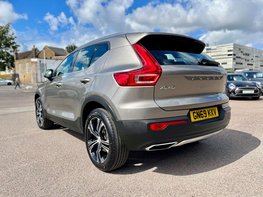 Volvo XC40 2.0 XC40 Inscription Pro T4 Auto 5dr 74