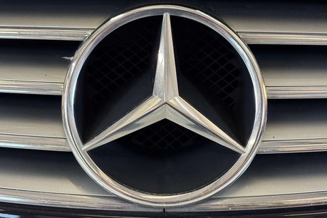 Mercedes-Benz CLK 3.2 CLK320 Elegance Coupe 2dr Petrol Automatic (250 g/km, 215 bhp) 13