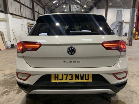 Volkswagen T-Roc LIFE TSI DSG 6