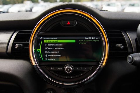 Mini Hatch COOPER 20