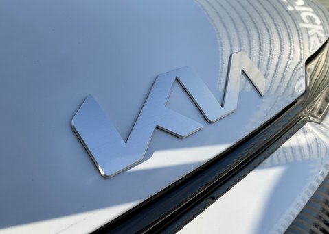 Kia Sportage 1.6 T-GDi GT-Line DCT 48v  4