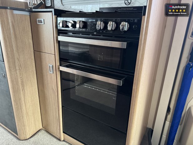Auto-Trail Tracker 2 Berth|2 Belt|Rear lounge|Large Bathroom|TV 15