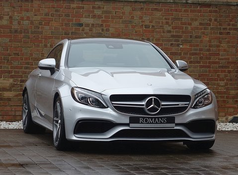 Mercedes-Benz C Class C63 Coupe Premium 1