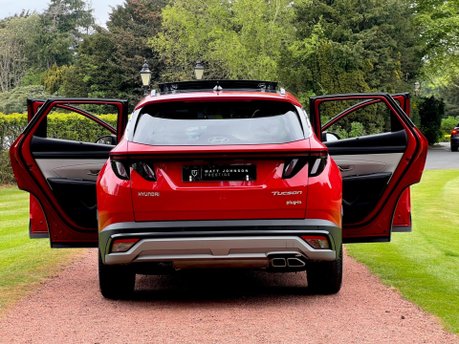 Hyundai TUCSON T-GDI ULTIMATE 12