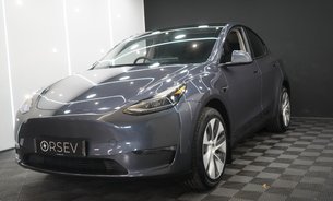 Tesla Model Y LONG RANGE AWD Comfort Suspension Midnight Silver GROK AI One Owner VAT Q 3