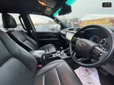 Toyota Hilux Invincible X | AUTO | D-4D | Camera | Nav | 2.8 LT | No VAT| 18