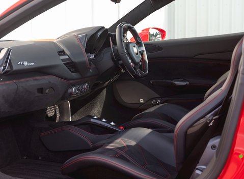 Ferrari 488 Spider 17