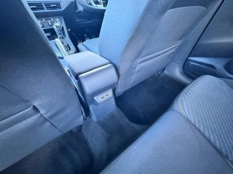 Volkswagen Polo 1.0 TSI R-Line Euro 6 (s/s) 5dr 35