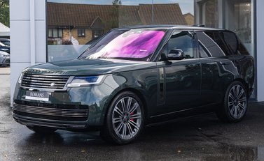 Land Rover Range Rover P530 SV 2