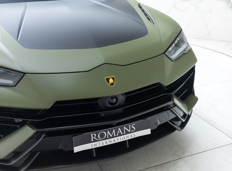 Lamborghini Urus PERFORMANTE 42