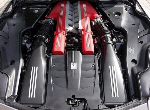 Ferrari F12 Berlinetta 19