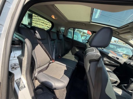 Ford B-Max TITANIUM X NAVIGATOR 12