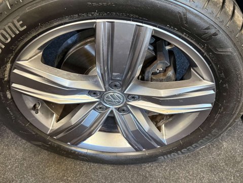 Volkswagen Tiguan 2.0 Tiguan Allspace Match TDI 4Motion Semi-Auto 4WD 5dr 10