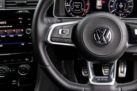 Volkswagen Golf GTD TDI 19