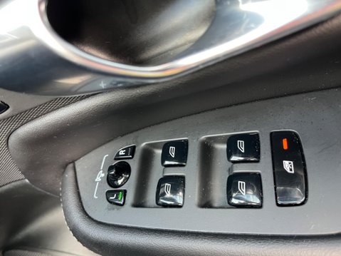 Volvo XC90 2.0 B5 MHEV Inscription Auto 4WD Euro 6 (s/s) 5dr 21