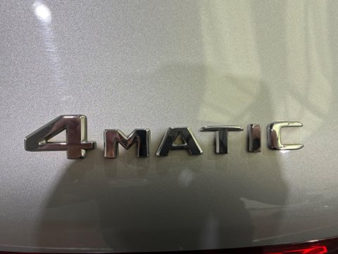 Mercedes-Benz GLC 2.0 GLC250 AMG Line (Premium Plus) G-Tronic+ 4MATIC Euro 6 (s/s) 5dr 61
