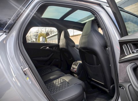 Audi RS6 Avant Performance 14