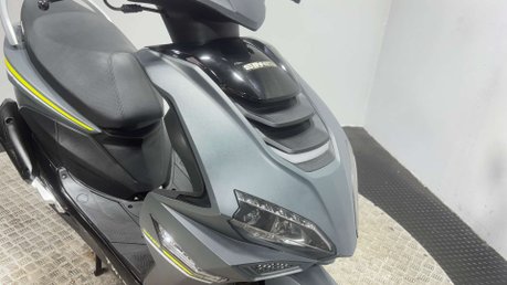 Sinnis Twist 2022 1K 50CC SCOOTER LEARNER BIKE NEW MOT SERVICED 38