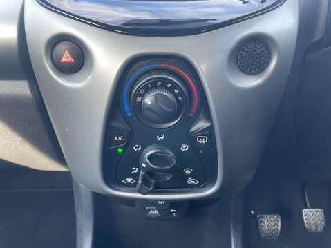 Peugeot 108 1.0 VTi Active Euro 5 5dr Euro 5 34