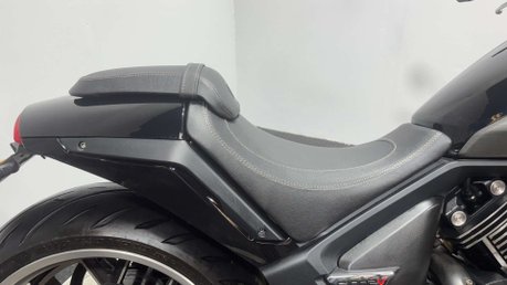 MBP C 2024 ONLY 3K 1 OWNER CRUISER BIKE 1000CC TOURER BIKE 15