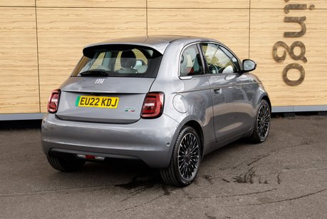 Fiat 500e LA PRIMA